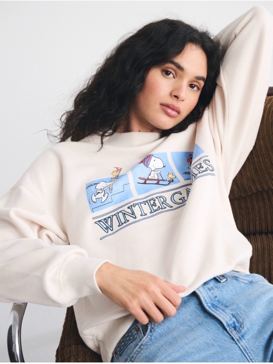 Abercrombie & Fitch Sweaters - Snoopy Sunday Mockneck Crew